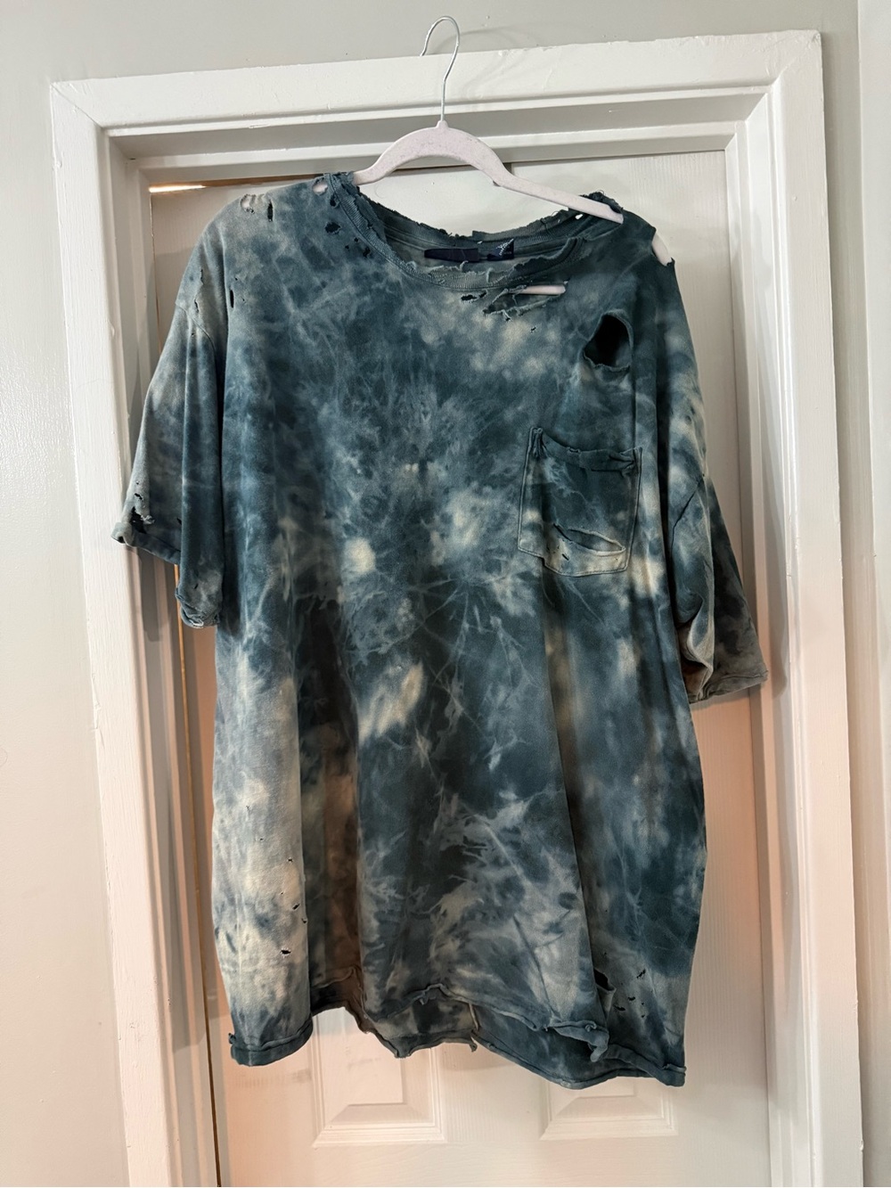 Men's Distressed Tie-Dye Pocket Tee - Blue